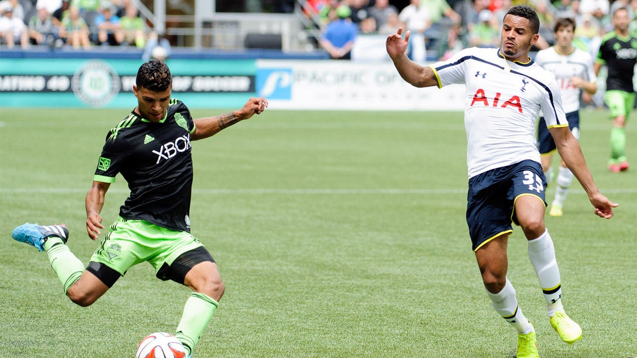 DeAndre Yedlin seeks to continue his development after Spurs switch